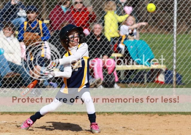 IMAGE: http://i527.photobucket.com/albums/cc357/bnorm27/nesoftball040409g.jpg